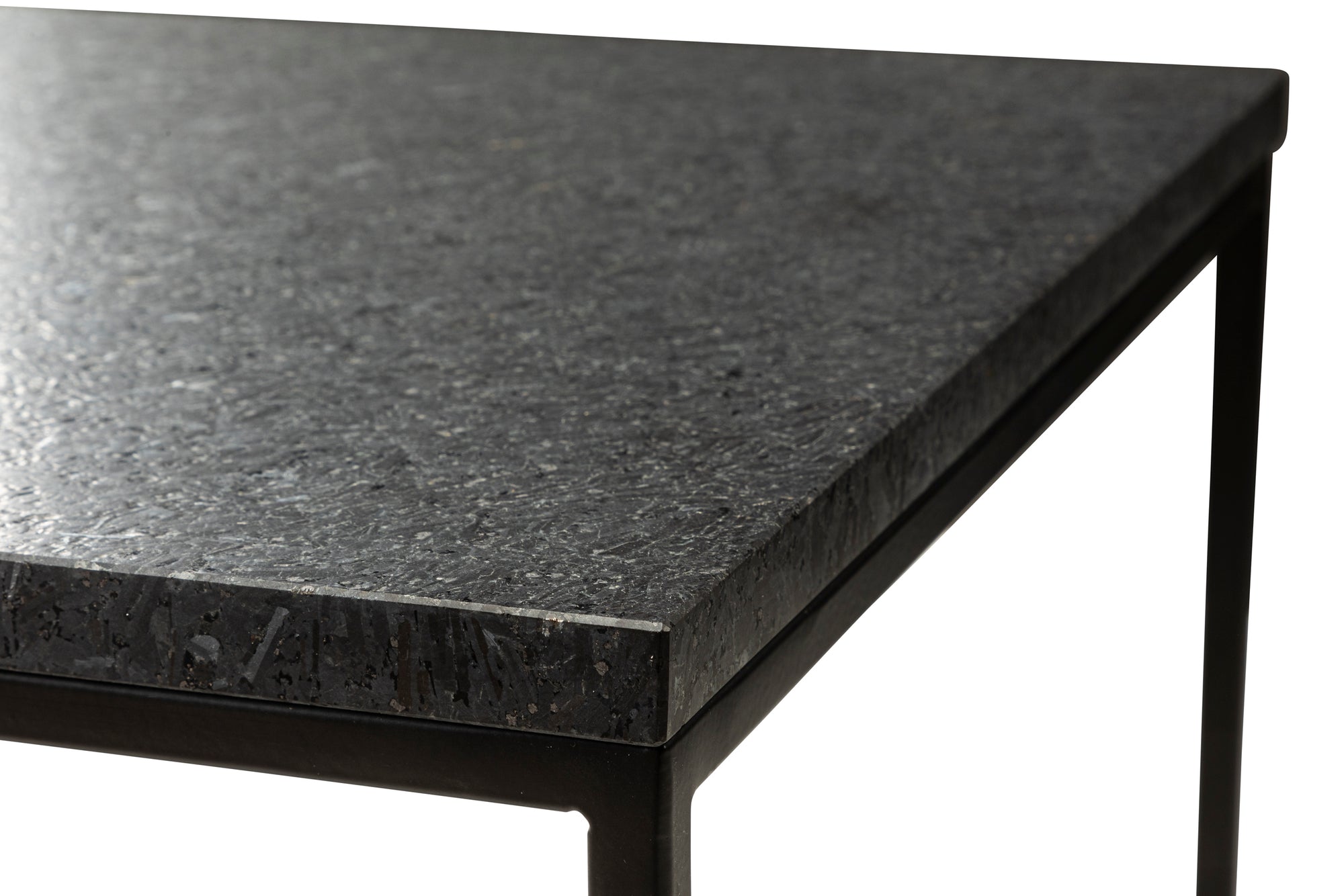 Table en granit KUB-3518