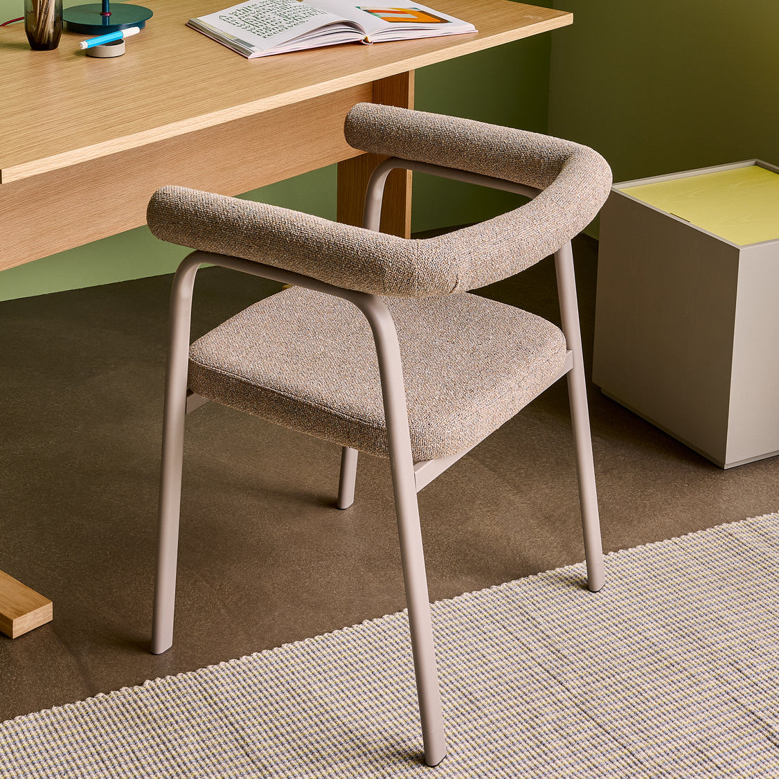 Ecto Dining Chair – Special Order