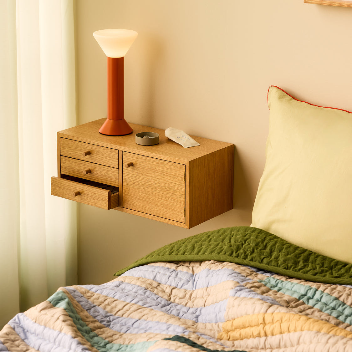 Table de chevet en bois naturel Piccolo