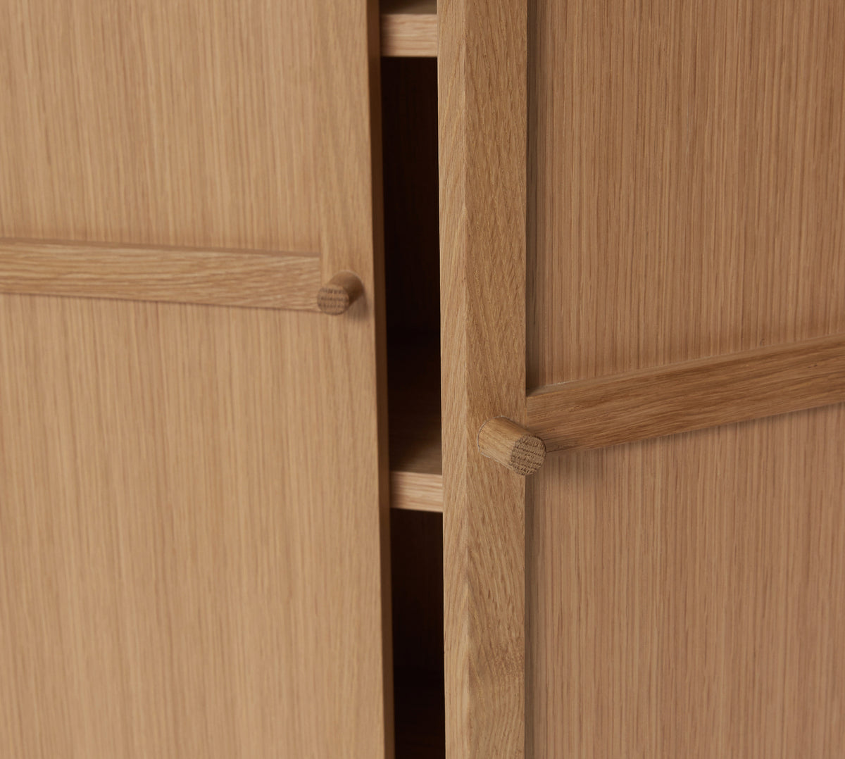 Candour cabinet 