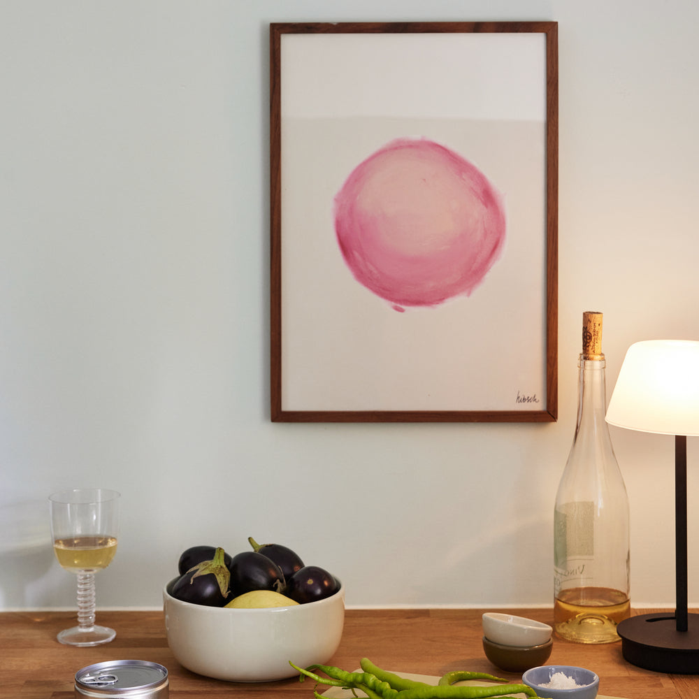 Focal frame in walnut