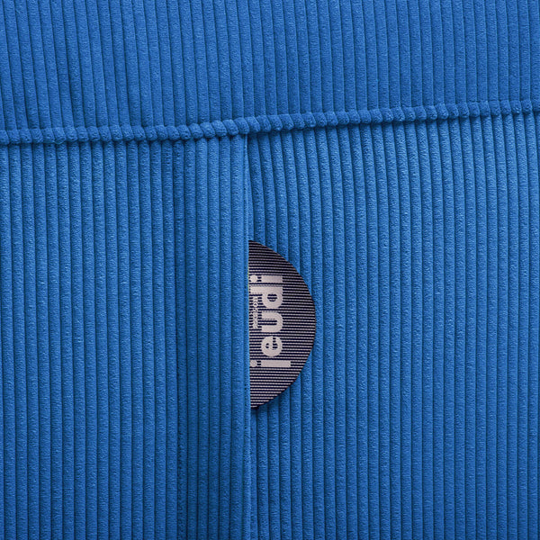 Very bleu lounge chair