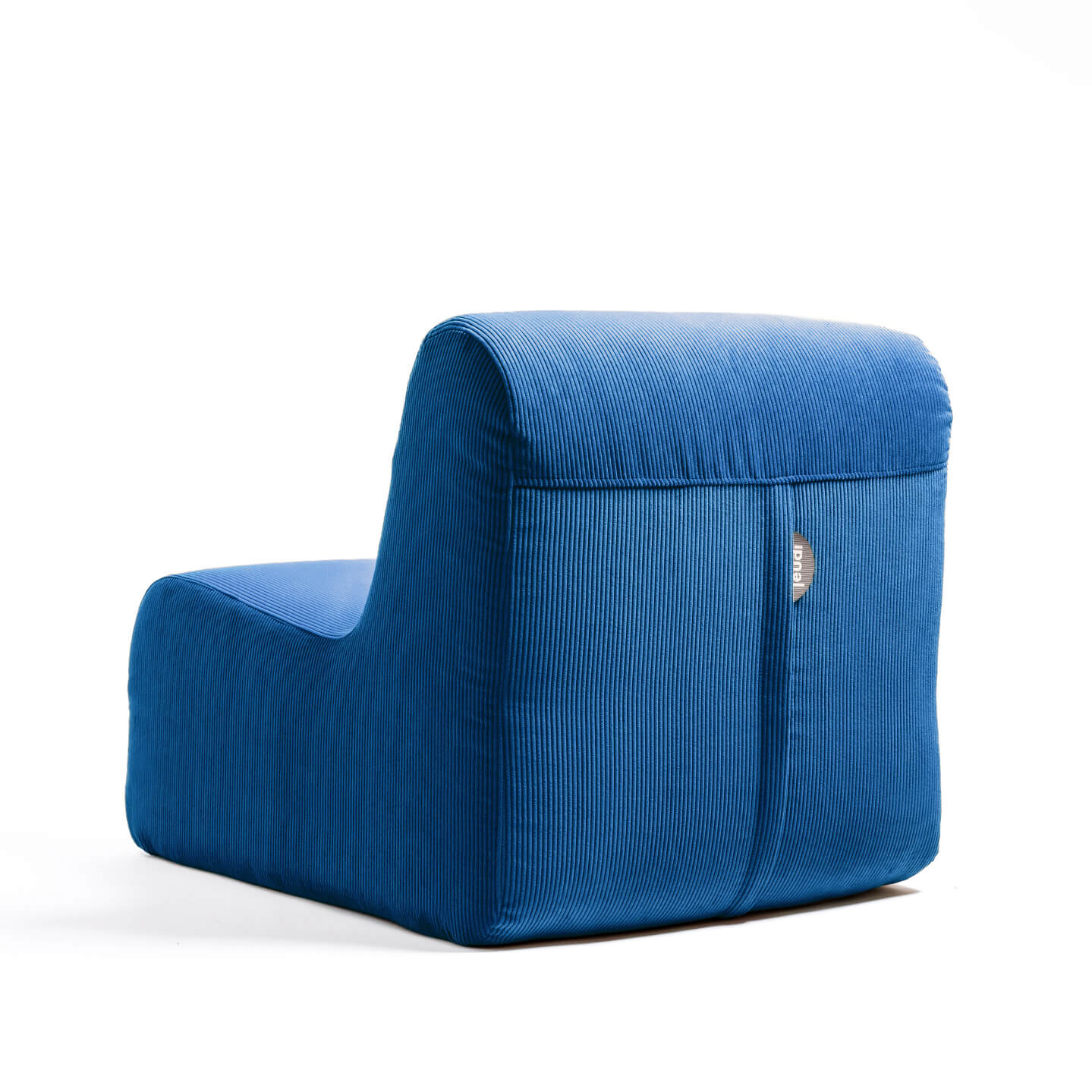 Very bleu lounge chair
