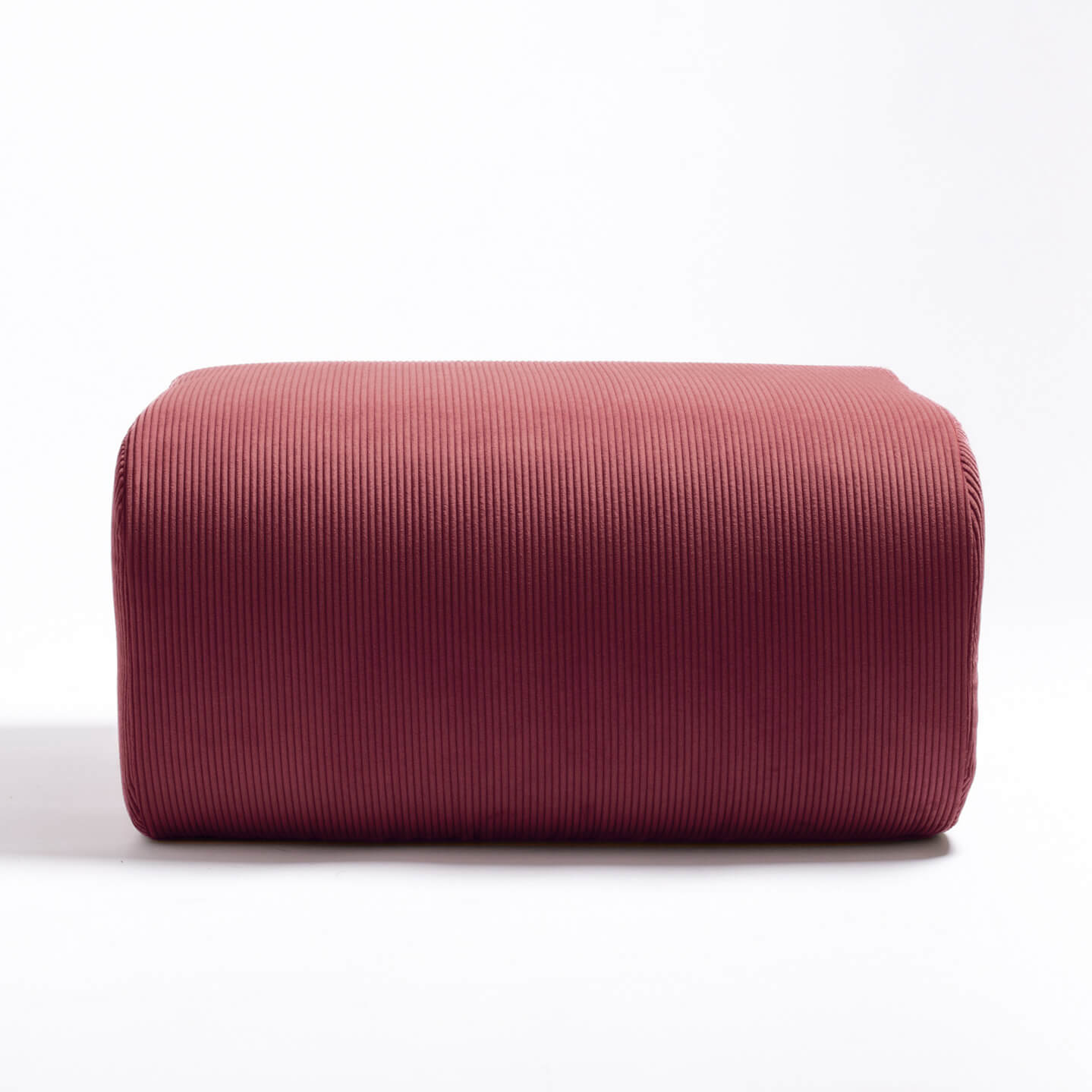 Bordeaux clair pouf