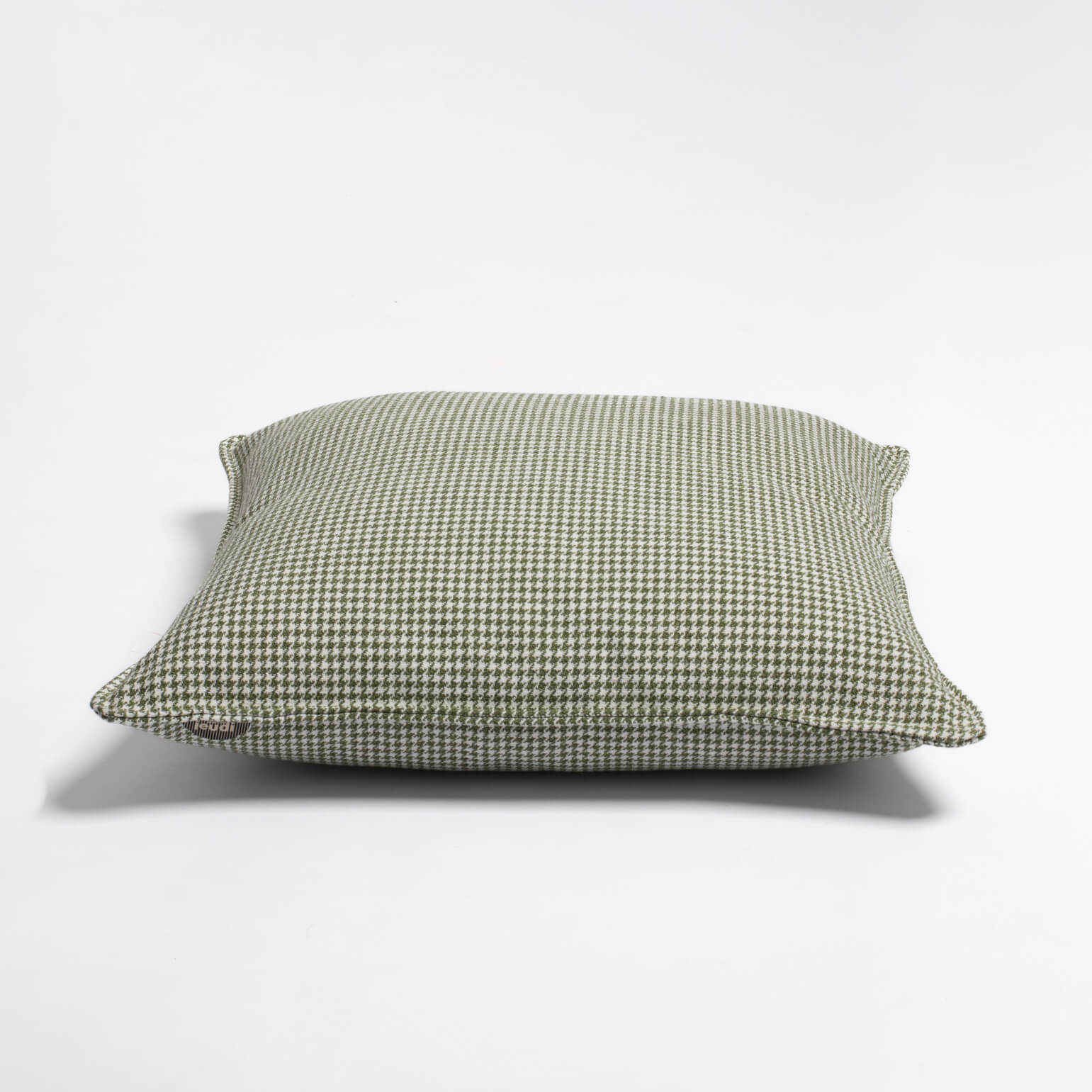 Cocotte ecru/vert cushion 50x50cm