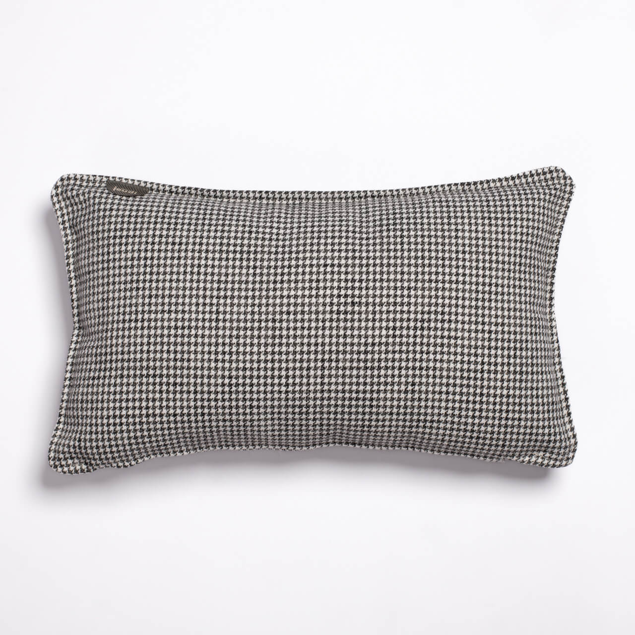 Cocotte ecru/noir cushion 50x30cm