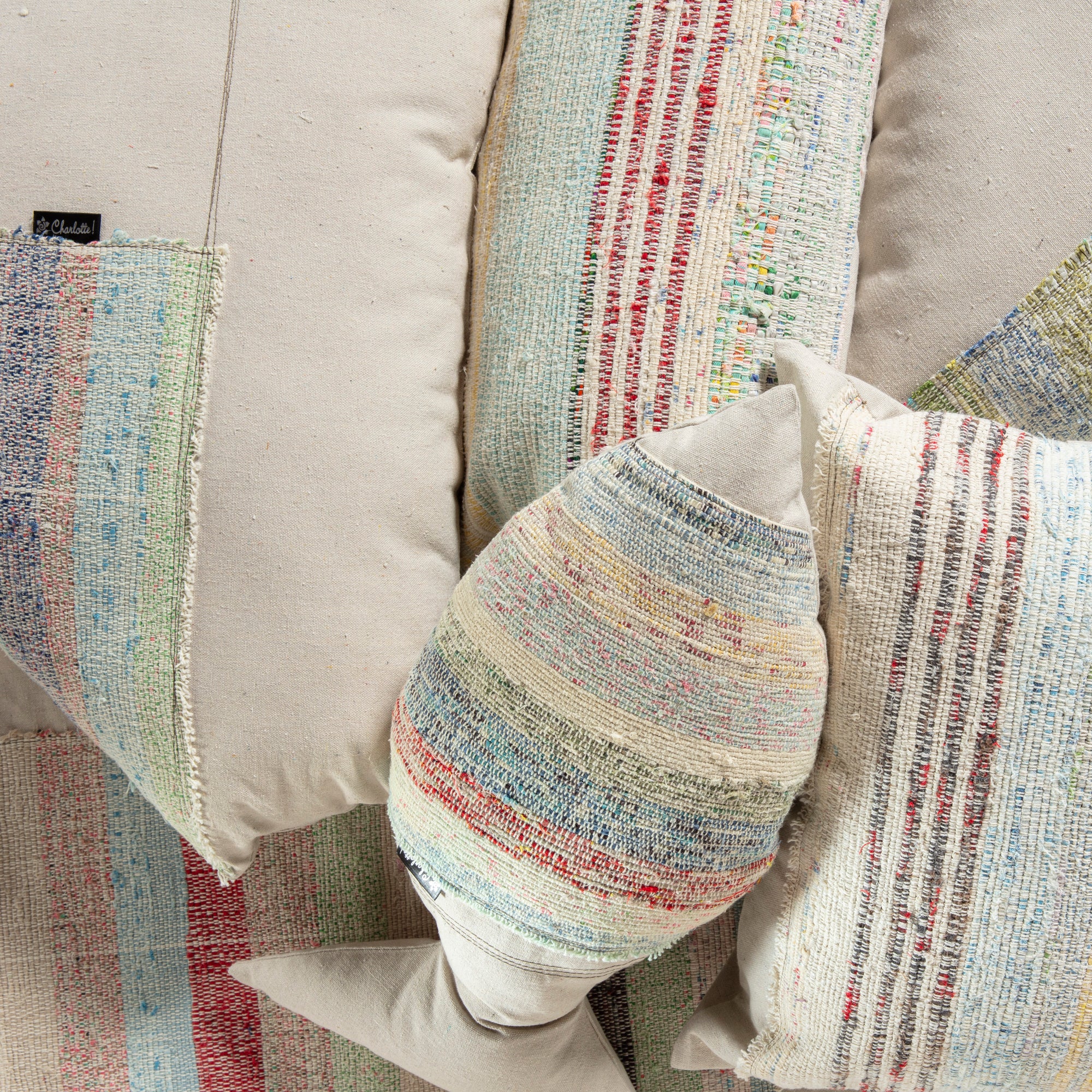 Coussin grande maison Charlotte!