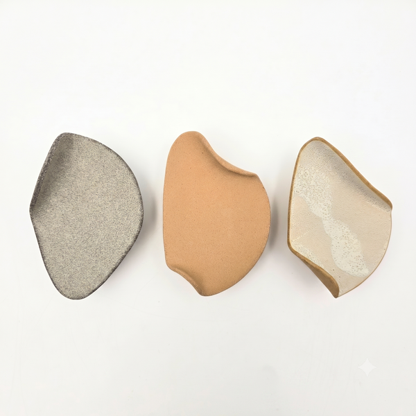 Set of 3 stoneware wall hooks Osmose