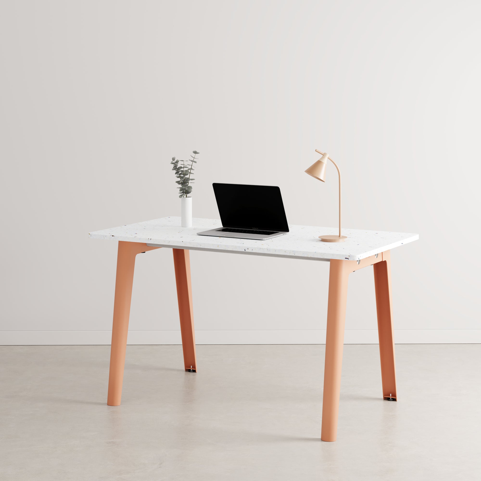NEW MODERN desk – recycled plastic – 130x70cm 