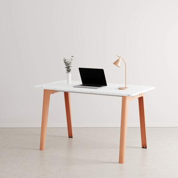 NEW MODERN desk – recycled plastic – 130x70cm 