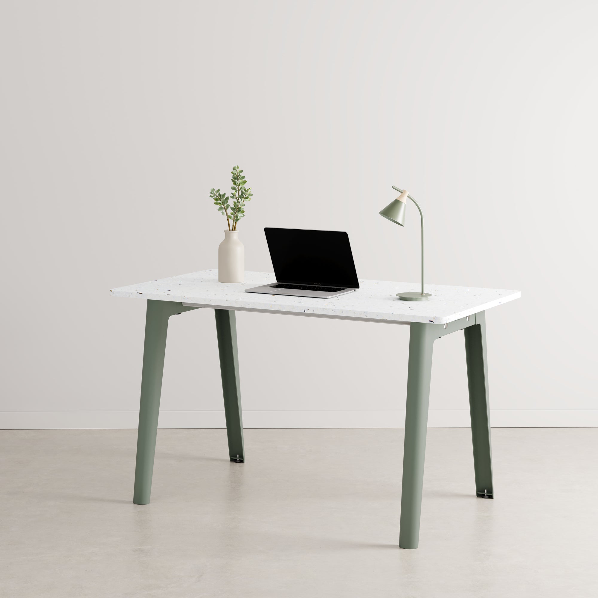 Bureau NEW MODERN – plastique recyclé - 130x70cm