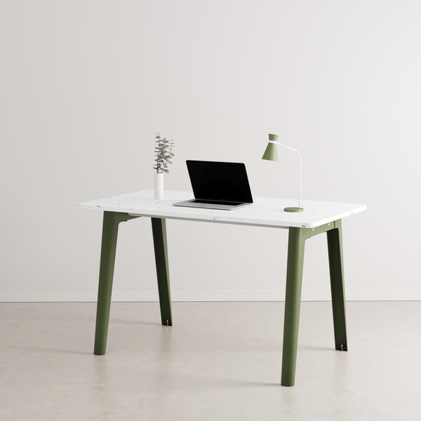 NEW MODERN desk – recycled plastic – 130x70cm 