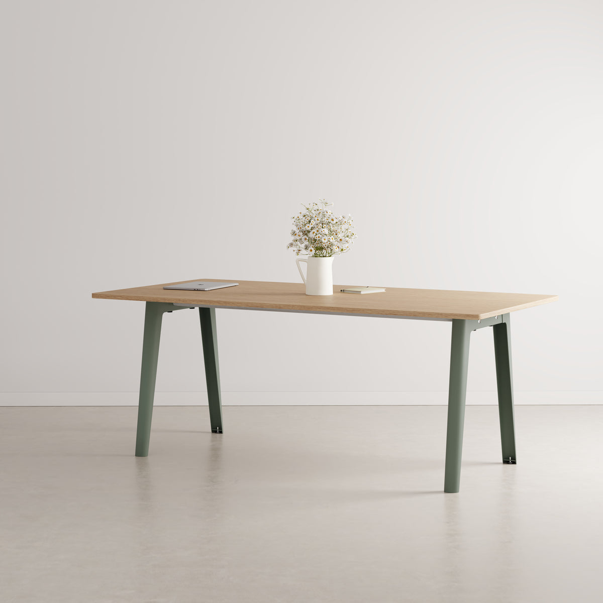 Table de réunion NEW MODERN – bois éco–certifié