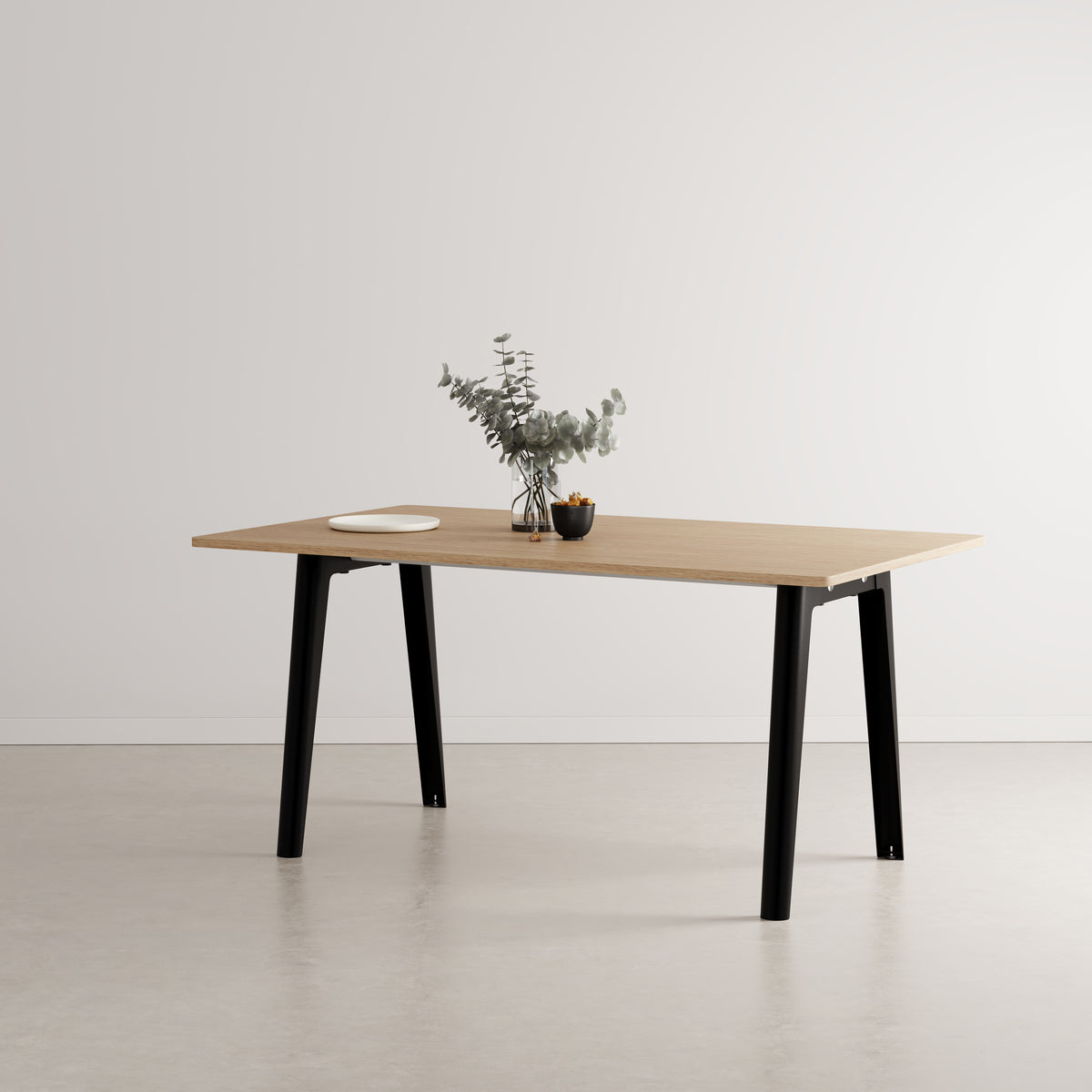 NEW MODERN dining table – eco-certified wood 