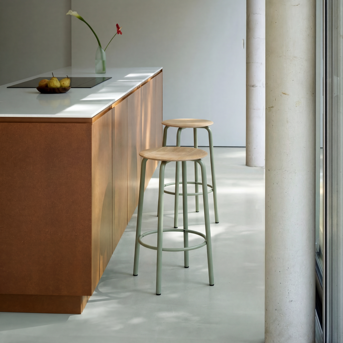 Tabouret de bar SSD - bois éco-certifié