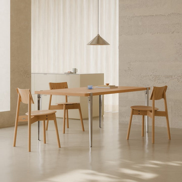 Table à manger TIPTOE – bois éco–certifié - Édition CORE
