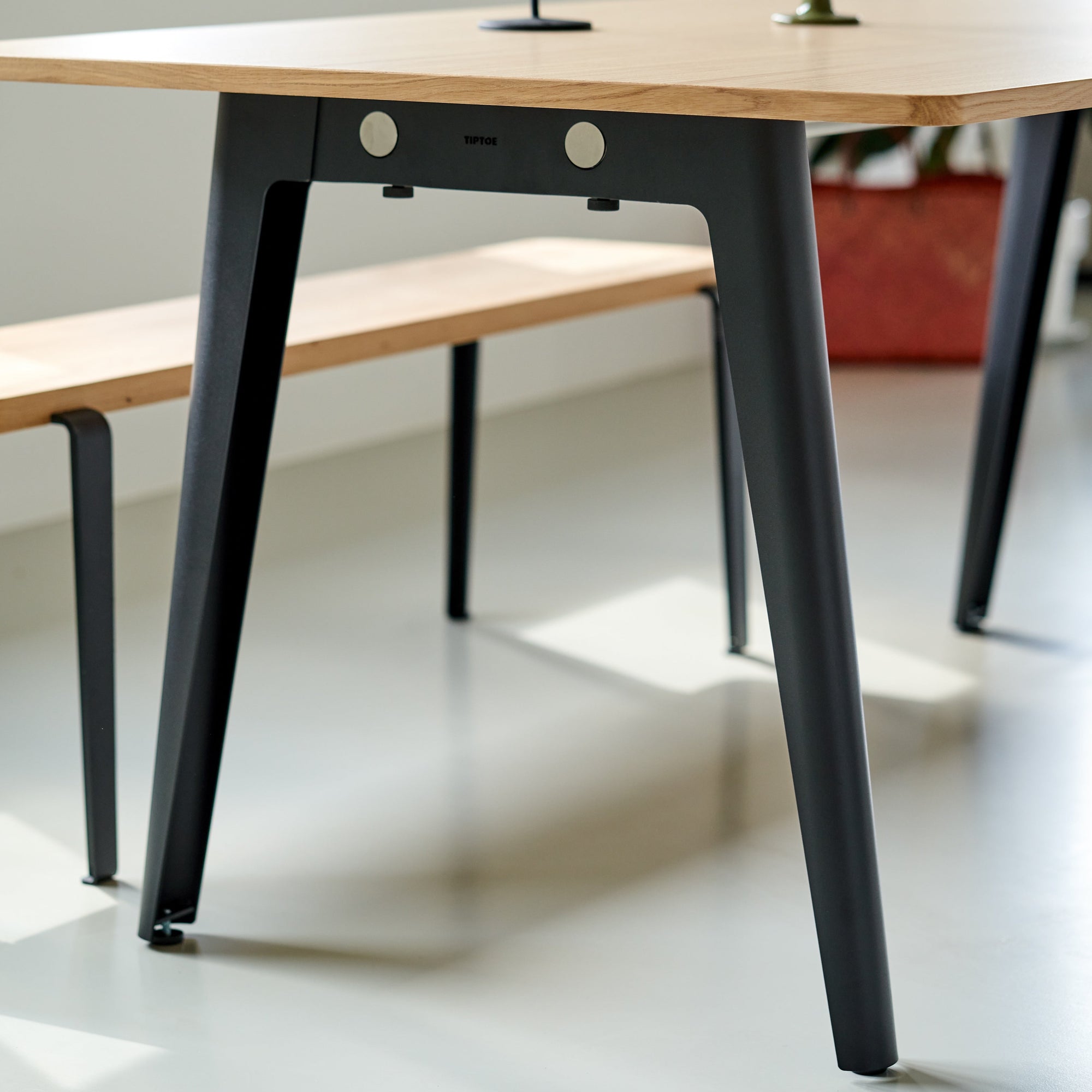 NEW MODERN dining table – eco-certified wood – 190x95cm