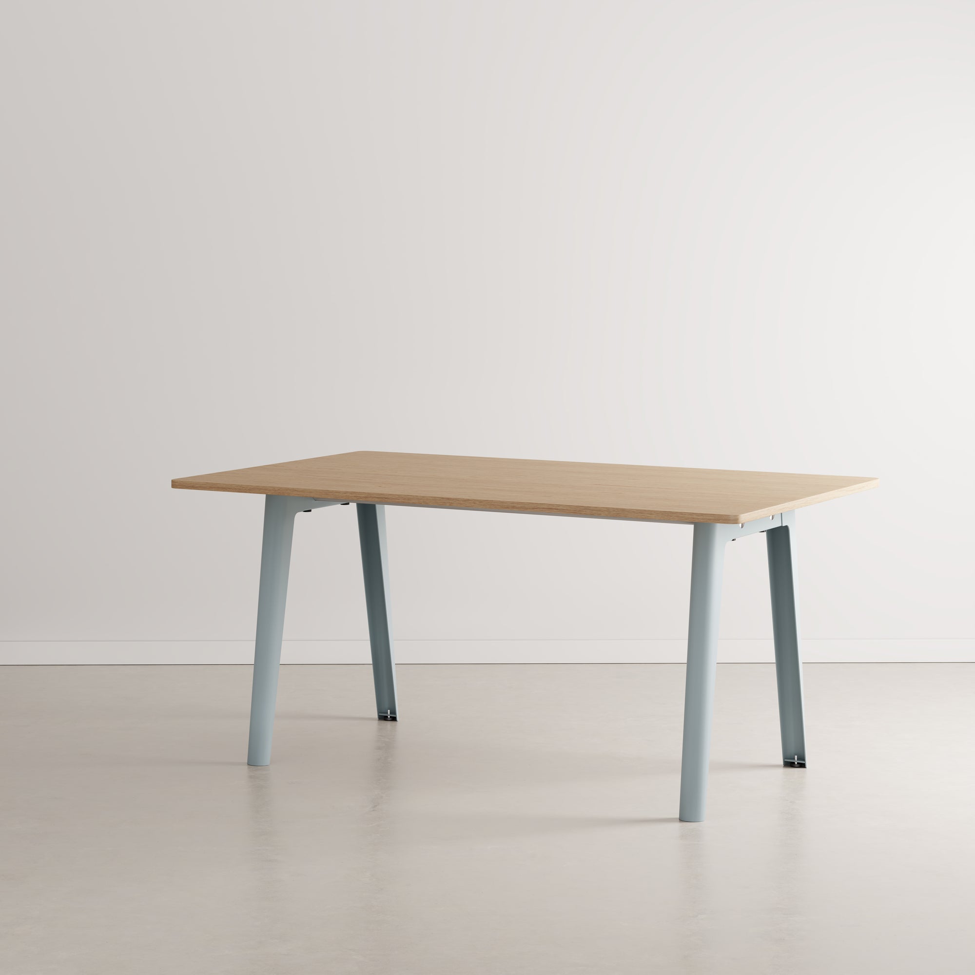 Table de réunion NEW MODERN – bois éco–certifié
