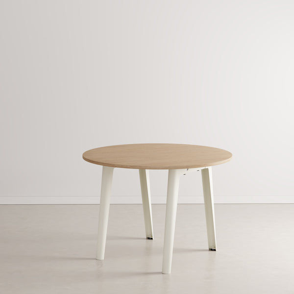 NEW MODERN round table – eco-certified wood – Ø 110cm 