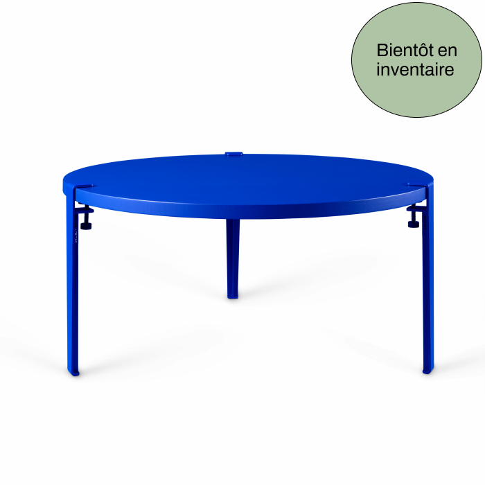 Tiptoe x Klein Blue® - Table basse ronde – chêne massif