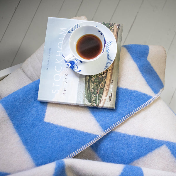 Arctic throw cobalt