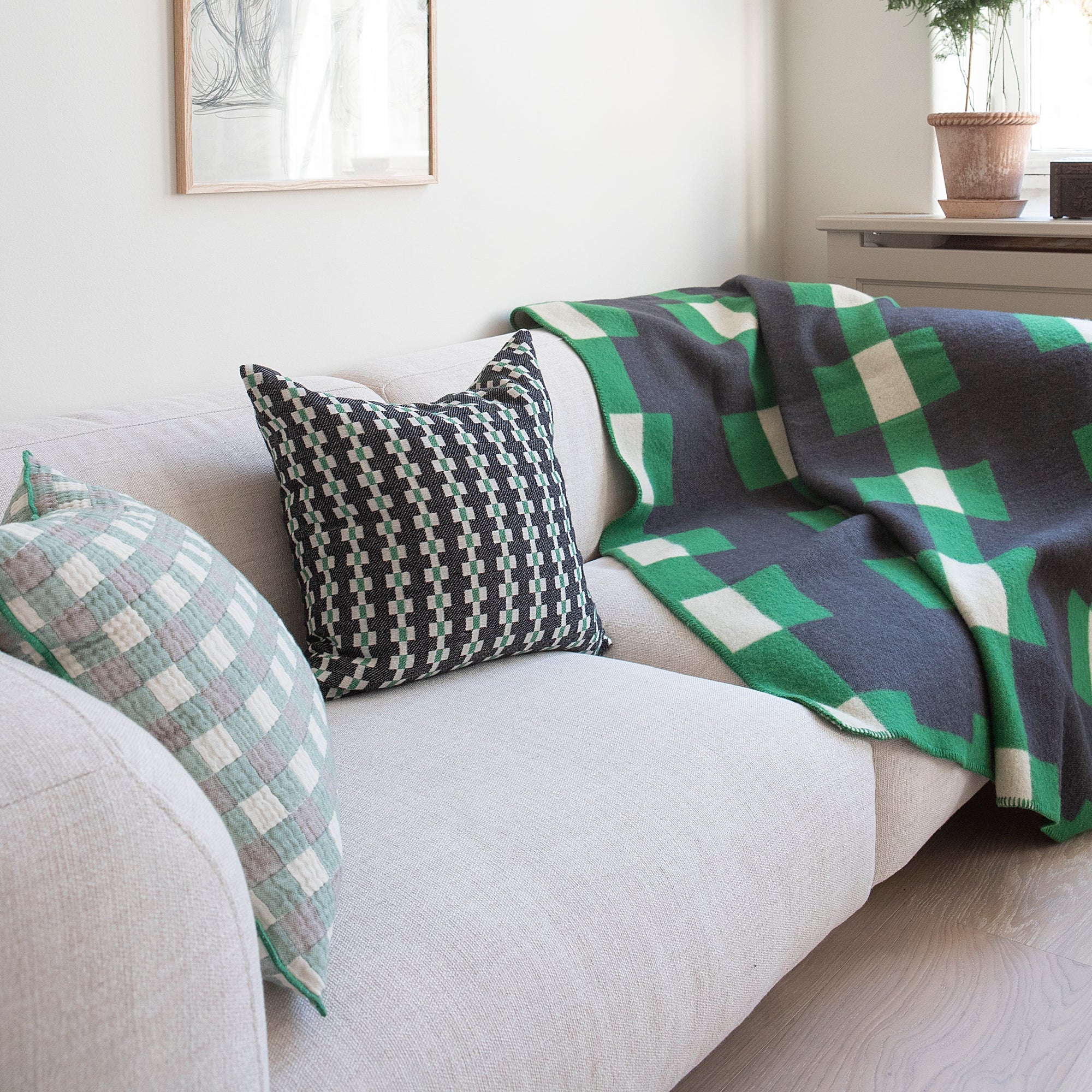 Martha cushion green