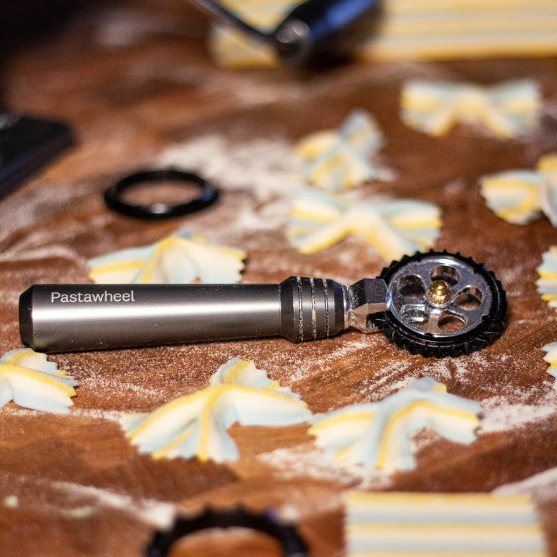 Pastawheel pasta cutter