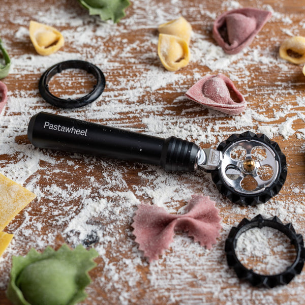 Pastawheel pasta cutter