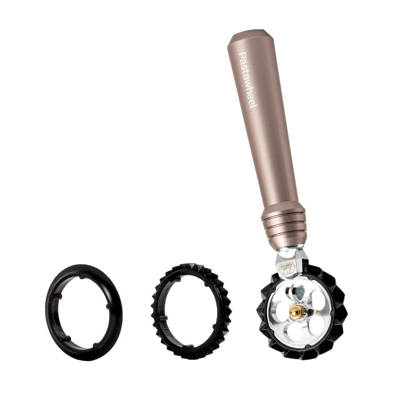 Pastawheel pasta cutter