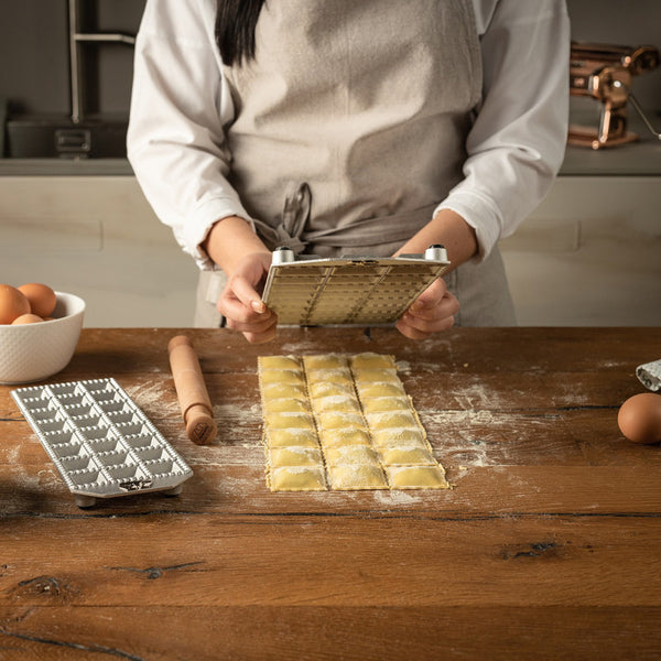Classic raviolis tablet 24 square